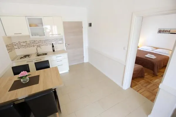 Lena Apartment *