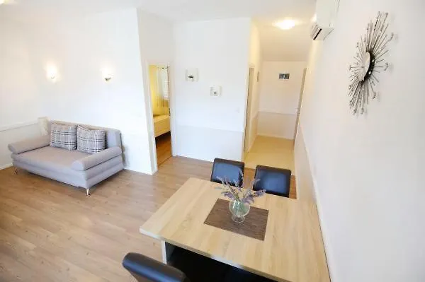 Lena Apartment *