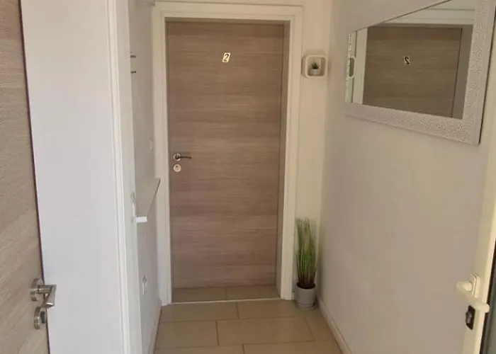 Lena Apartment Sukošan