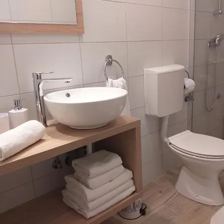 Lena Apartment *