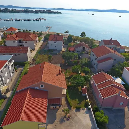 Apartament Lena Sukošan